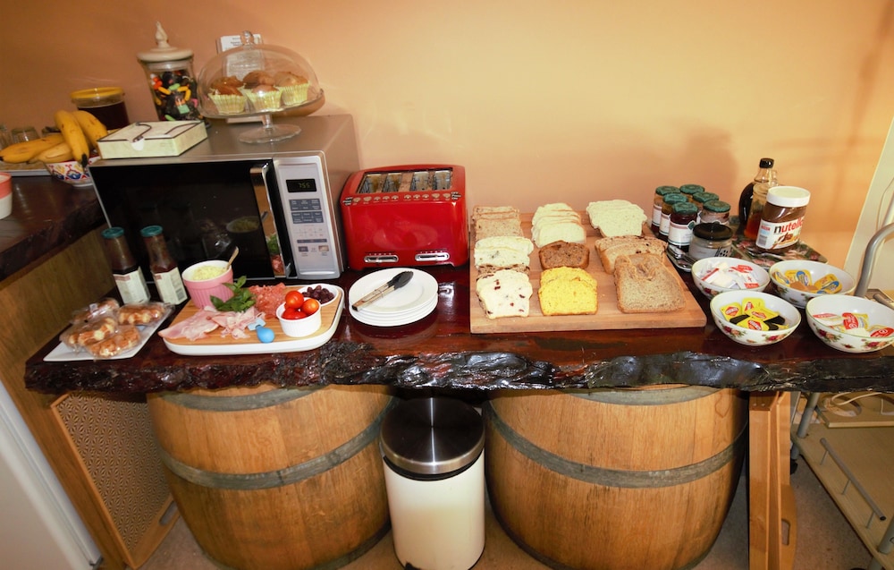 MARGARET RIVER BED AND BREAKFAST 20/48