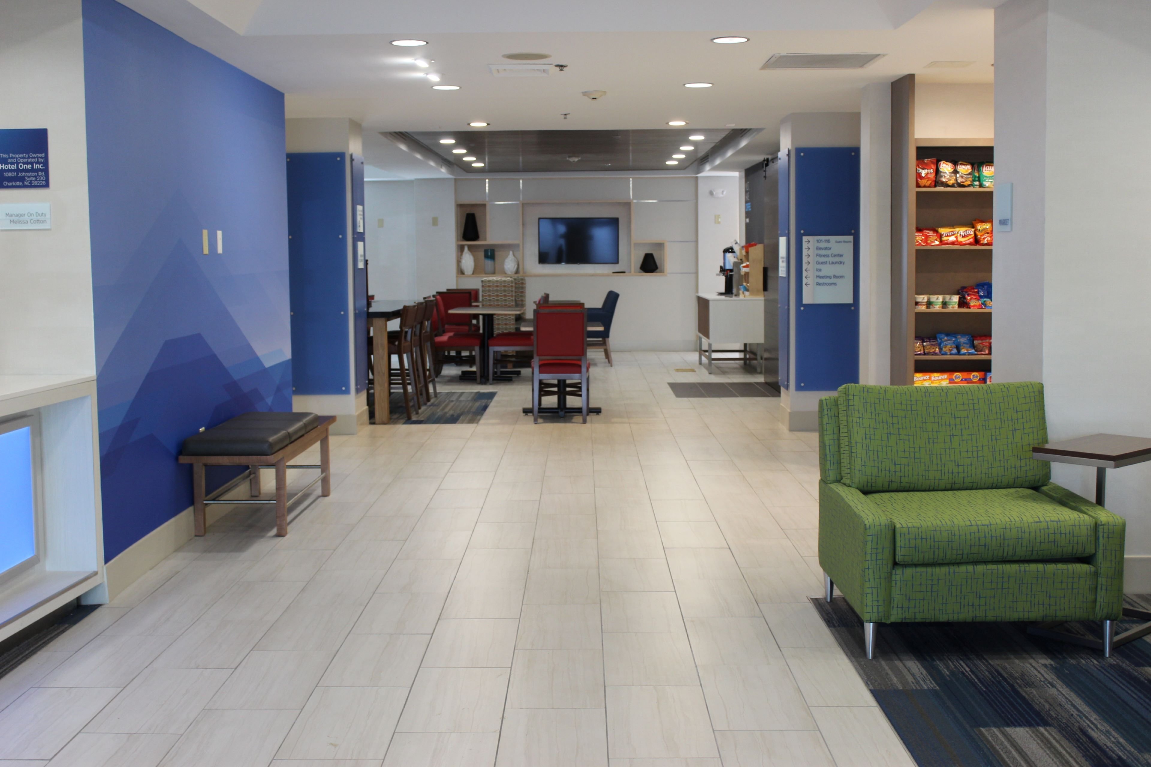 Holiday Inn Express Forest City 29/45
