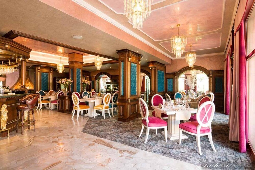 Spa Hotel Rich 36/50