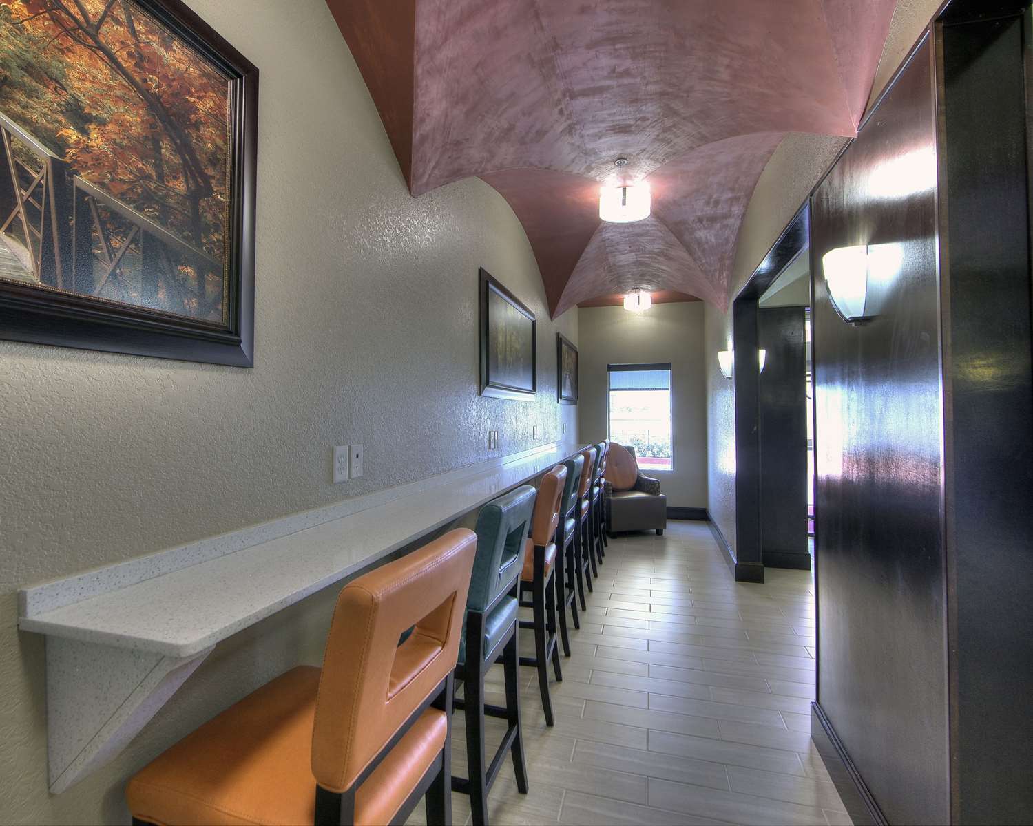 Comfort Inn & Suites Fort Worth West I-30 NAS JRB 28/40