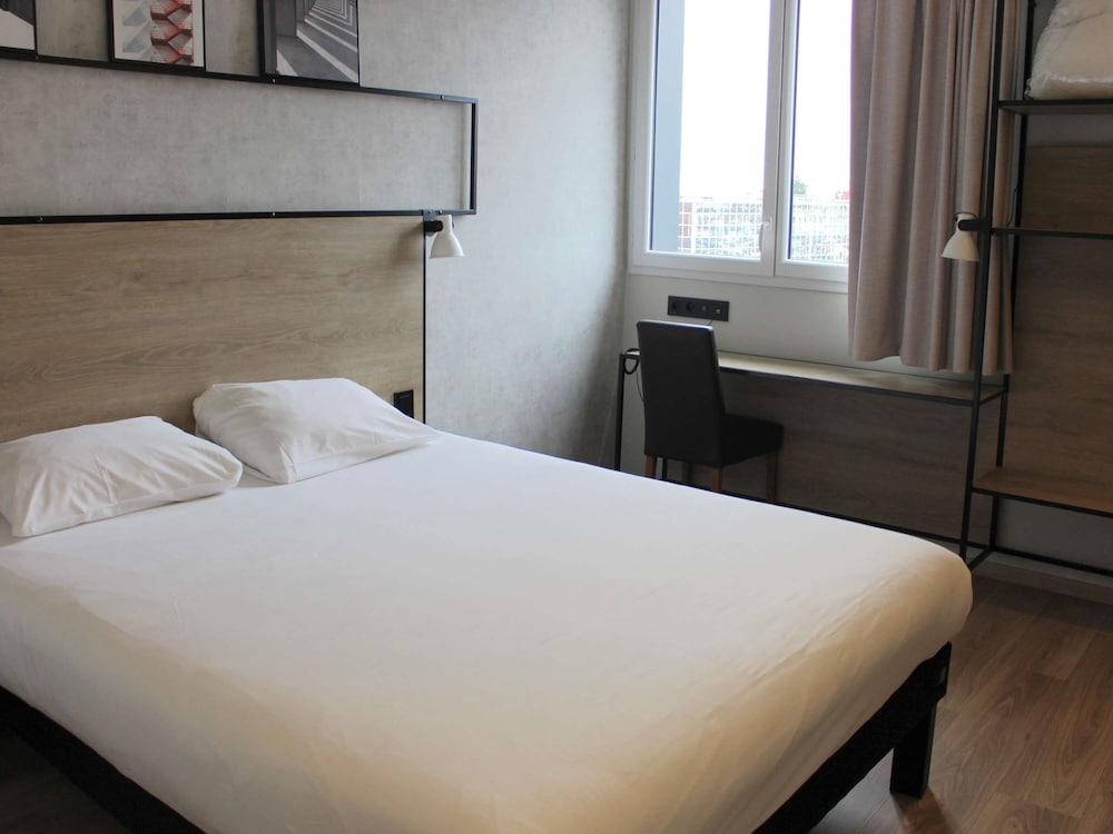 Ibis Dijon Sud 25/63