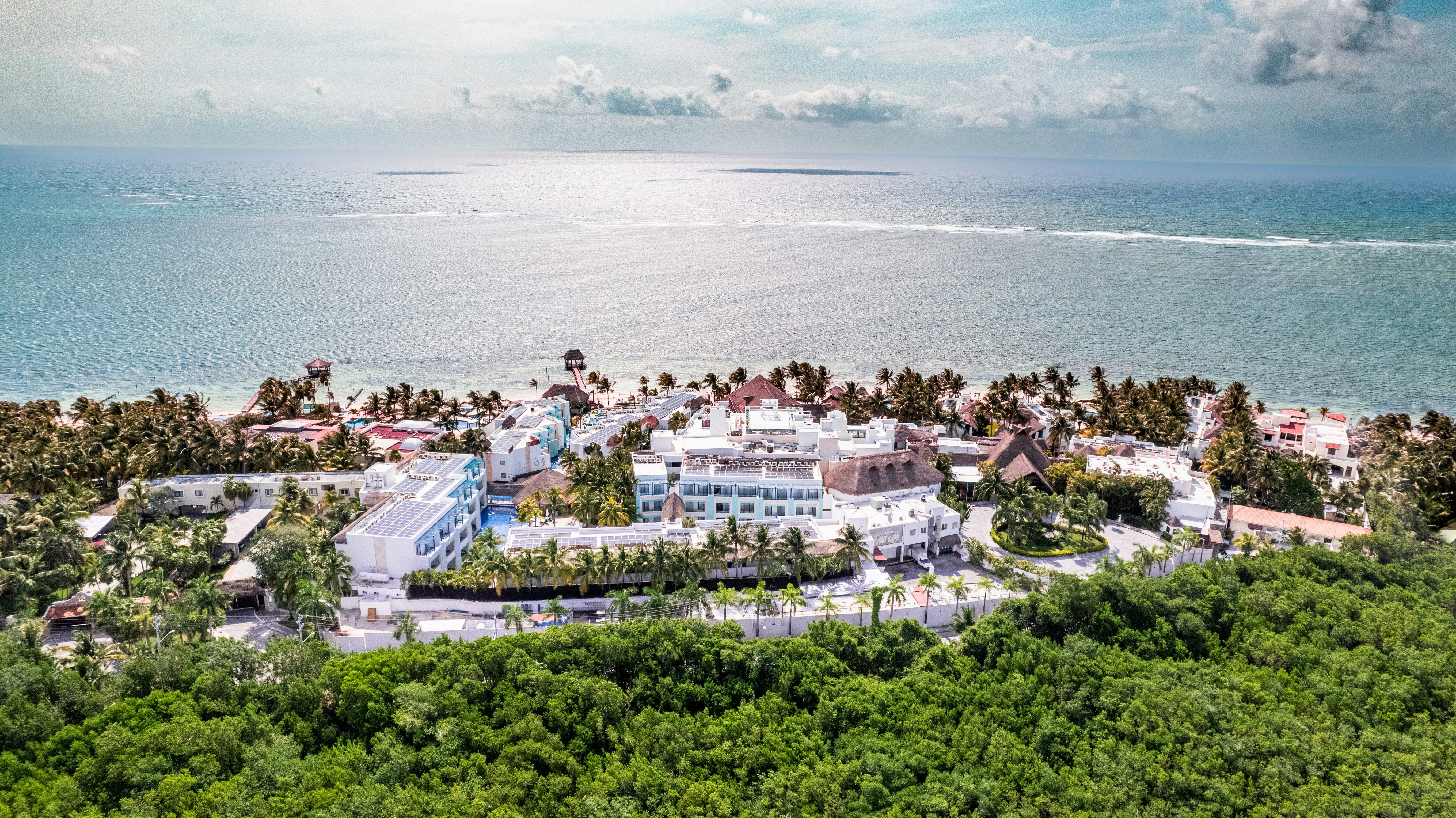 Margaritaville Island Reserve Riviera Cancun by Karisma 75/81
