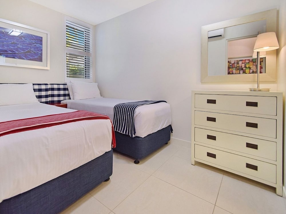 FAIRSHORE NOOSA 10/50
