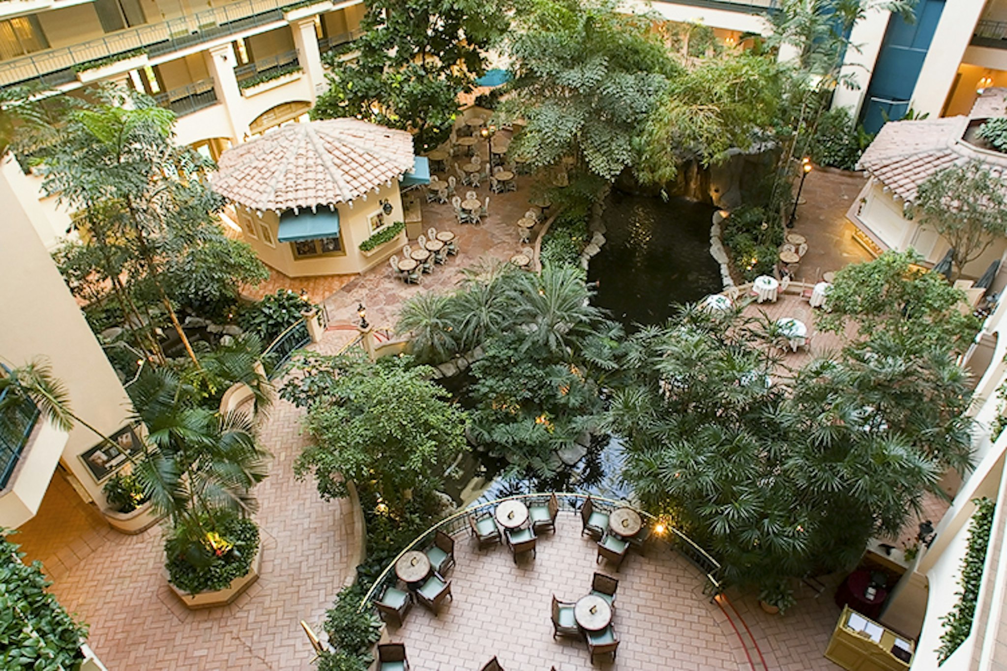Embassy Suites by Hilton Milpitas Silicon Valley 66/67