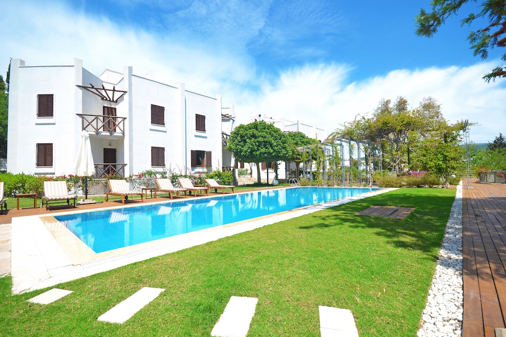 Myndos Residence 40/50