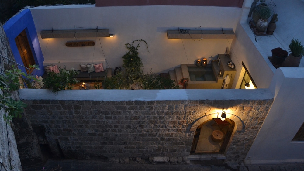 Kakkini Porta Rossa Exclusive Suites 2/50