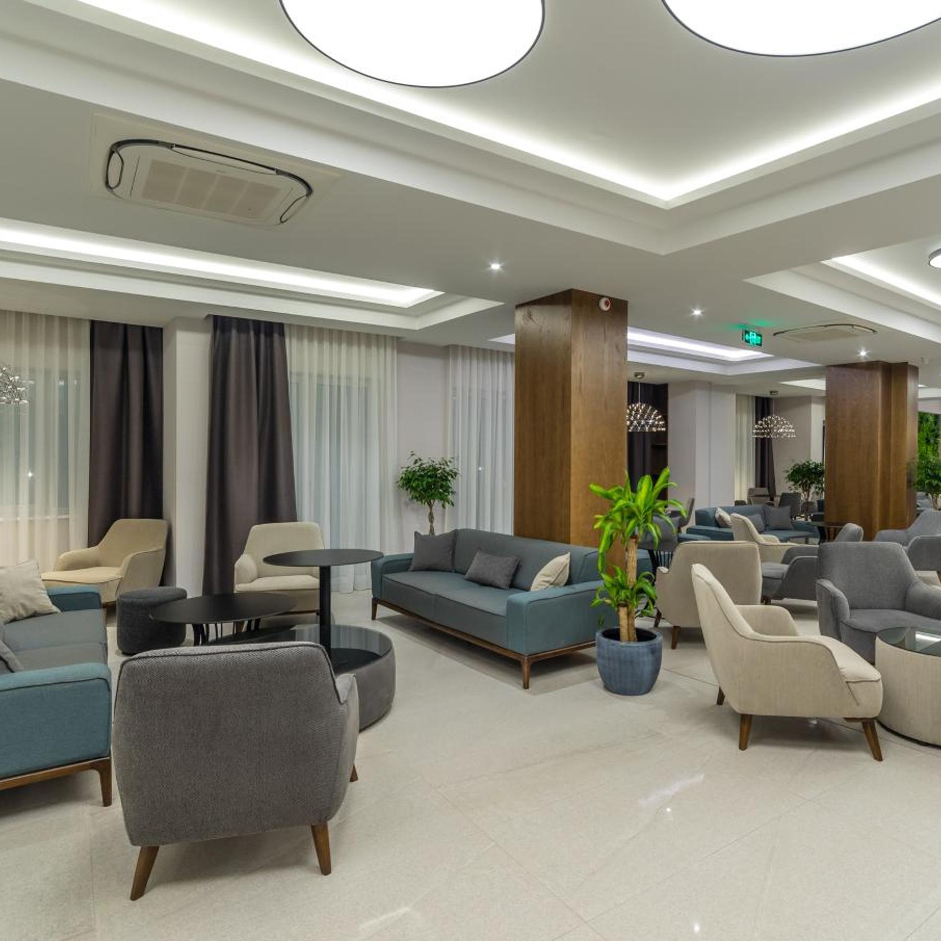 Unique Resort & Spa 30/50