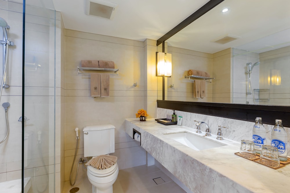 Sawaddi Patong Resort & Spa 73/75