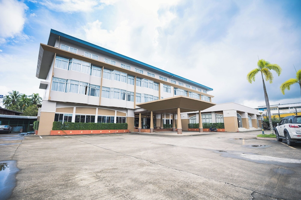 Chumphon Gardens Hotel 5/64