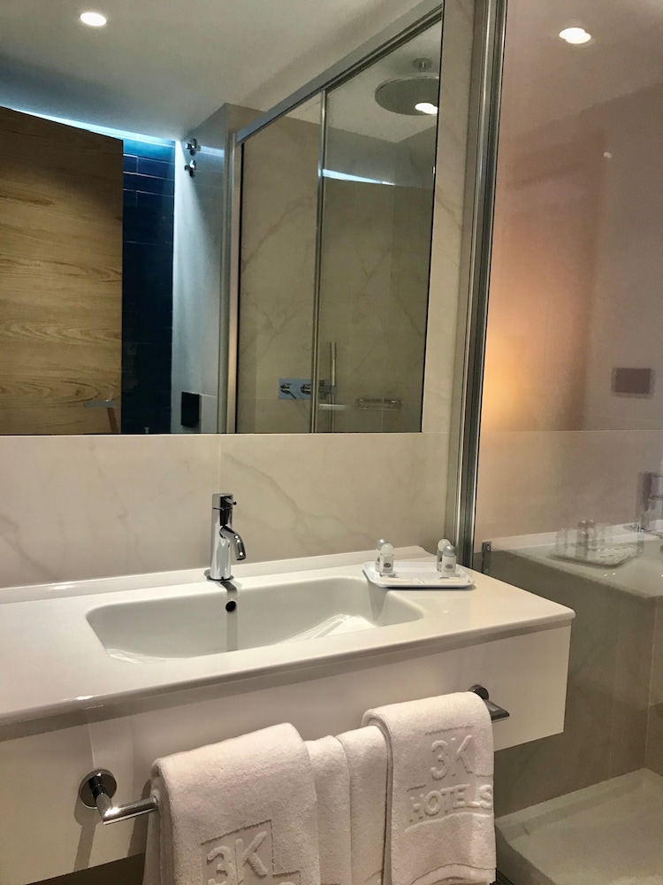 Hotel 3K Porto Aeroporto 6/53