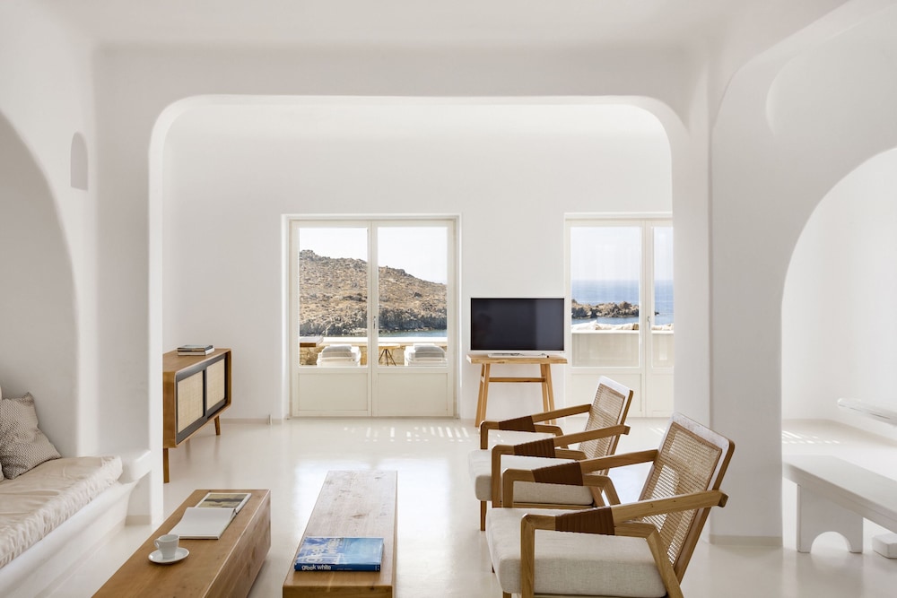 Casa del Mar Mykonos Seaside Resort 54/78