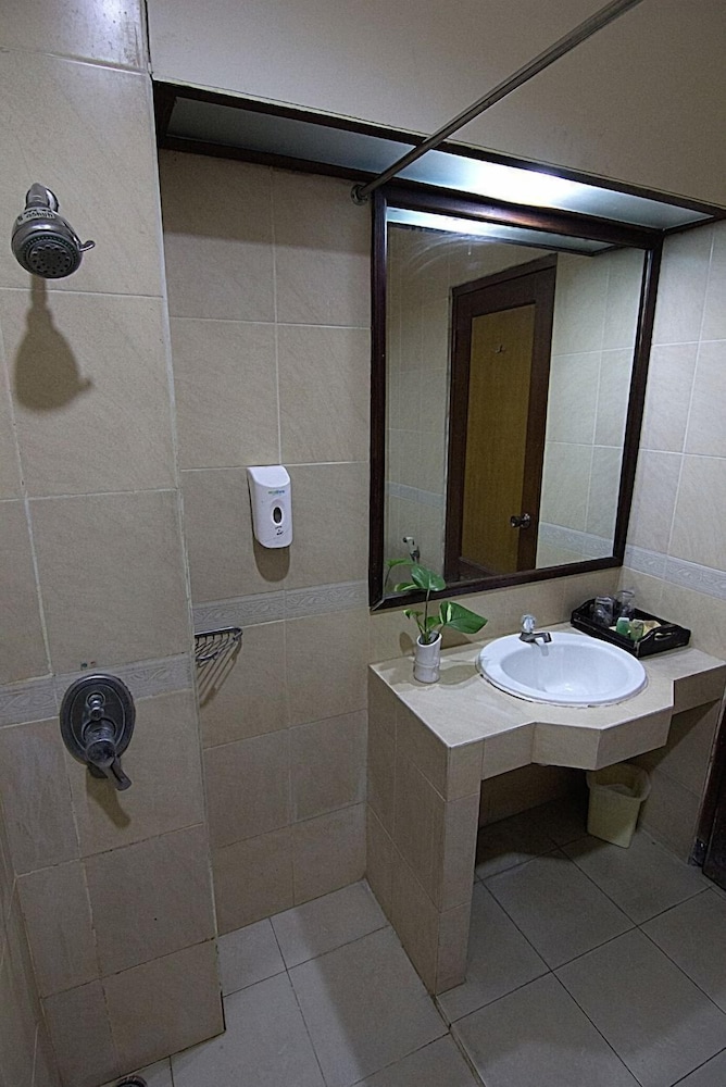 Hotel Montana Malang 65/65