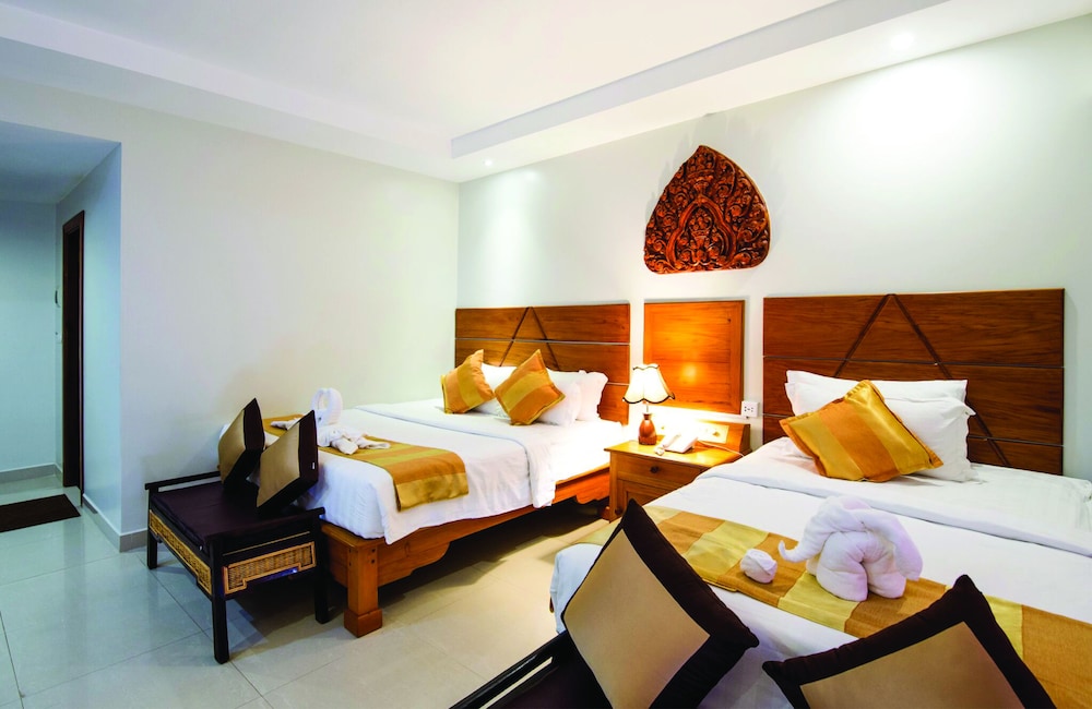 Aristocrat Residence Hotel 33/80