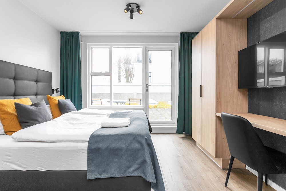 OK Hotel 16/66