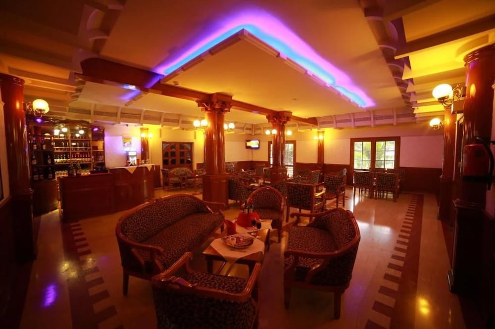 Quality Airport Hotel 26/32