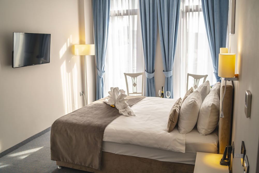 New Era Hotel Bucharest City 20/50