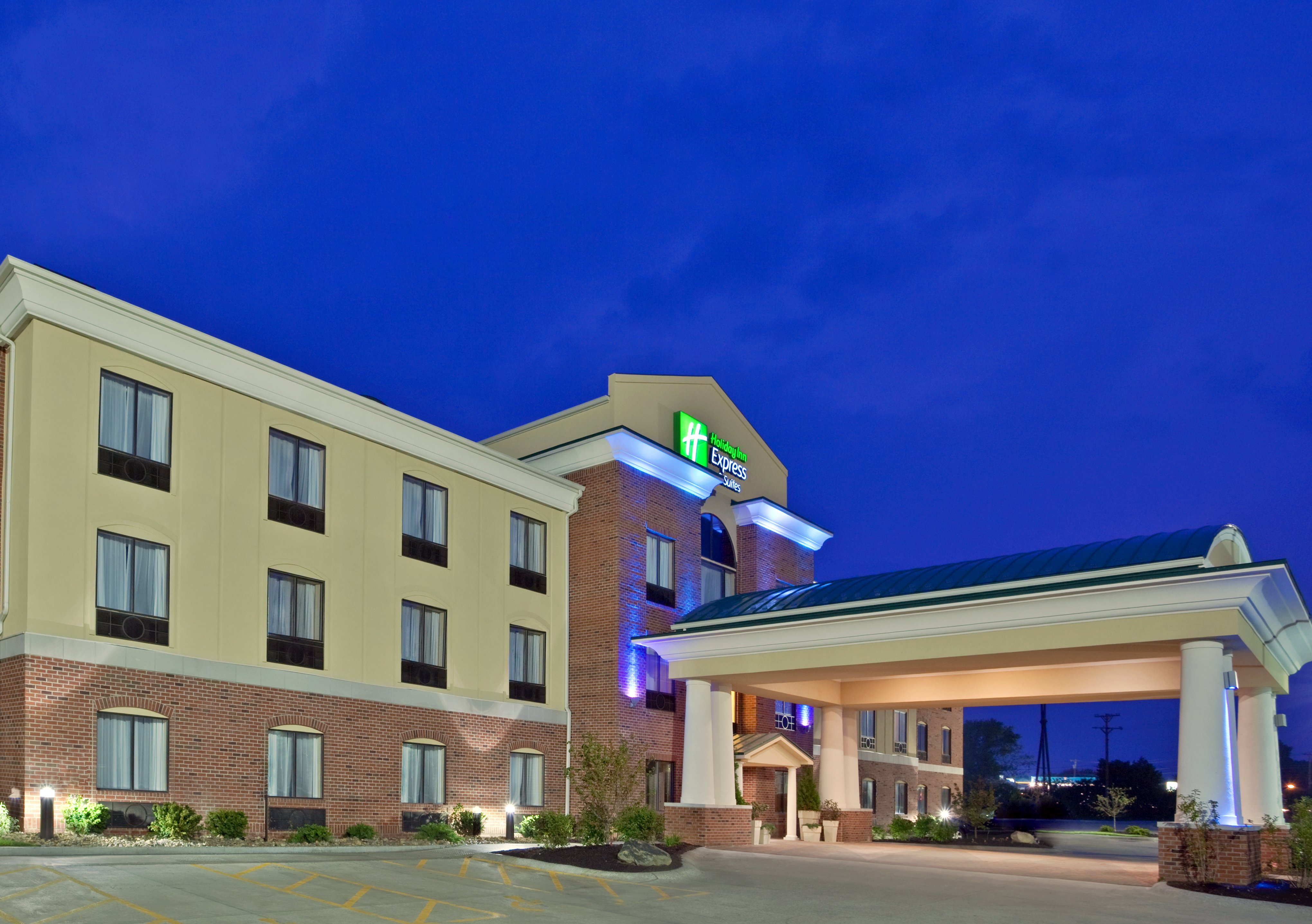 Holiday Inn Express Hotels And Suites Dayton North Tipp City 6/48