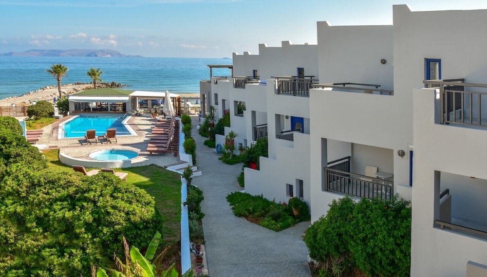 Yria Beach Hotel 54/61