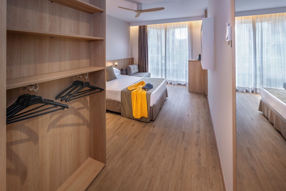 GHT Oasis Tossa & Spa 22/71