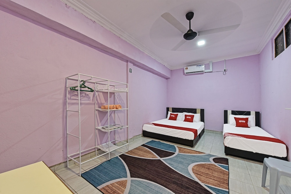 Hotel O Zn Mix Homestay & Roomstay 32/36
