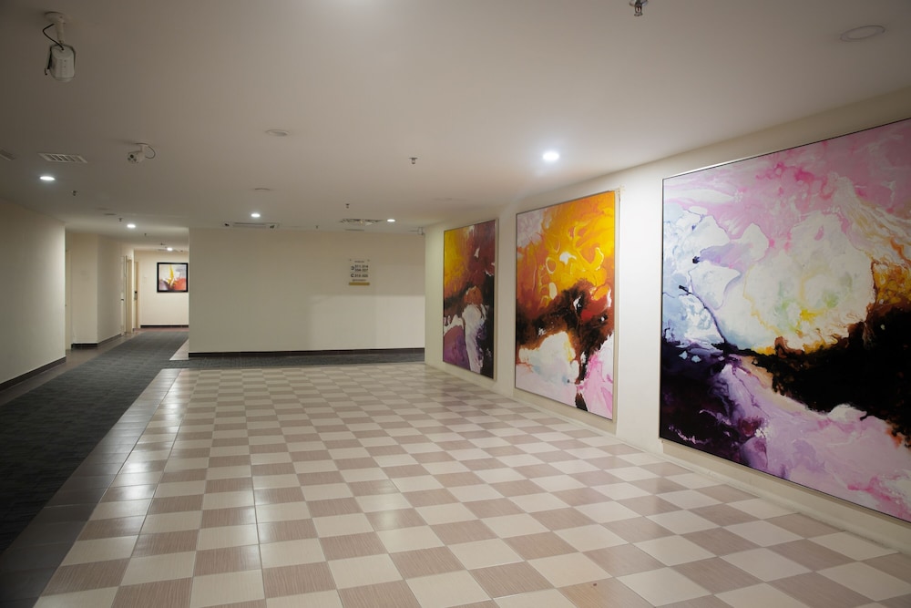 Swing & Pillows at Golden Roof Hotel Ampang, Ipoh 9/62