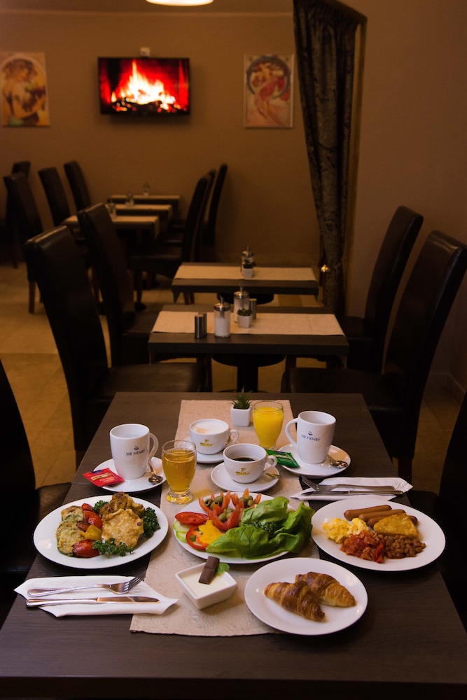 Alfons Boutique Hotel 57/75