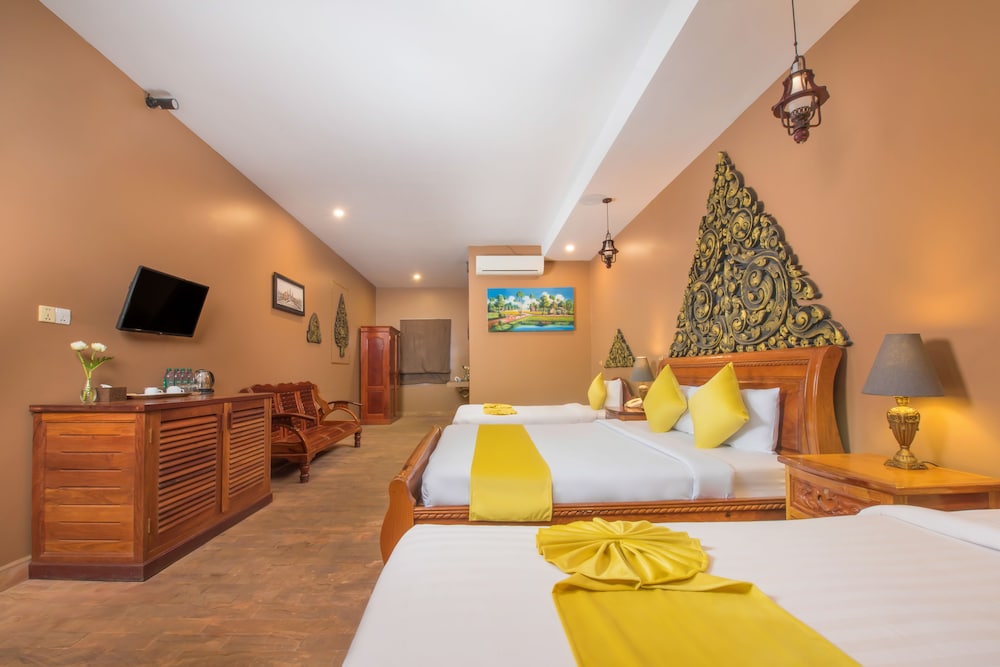 Indra Porak Residence 33/74