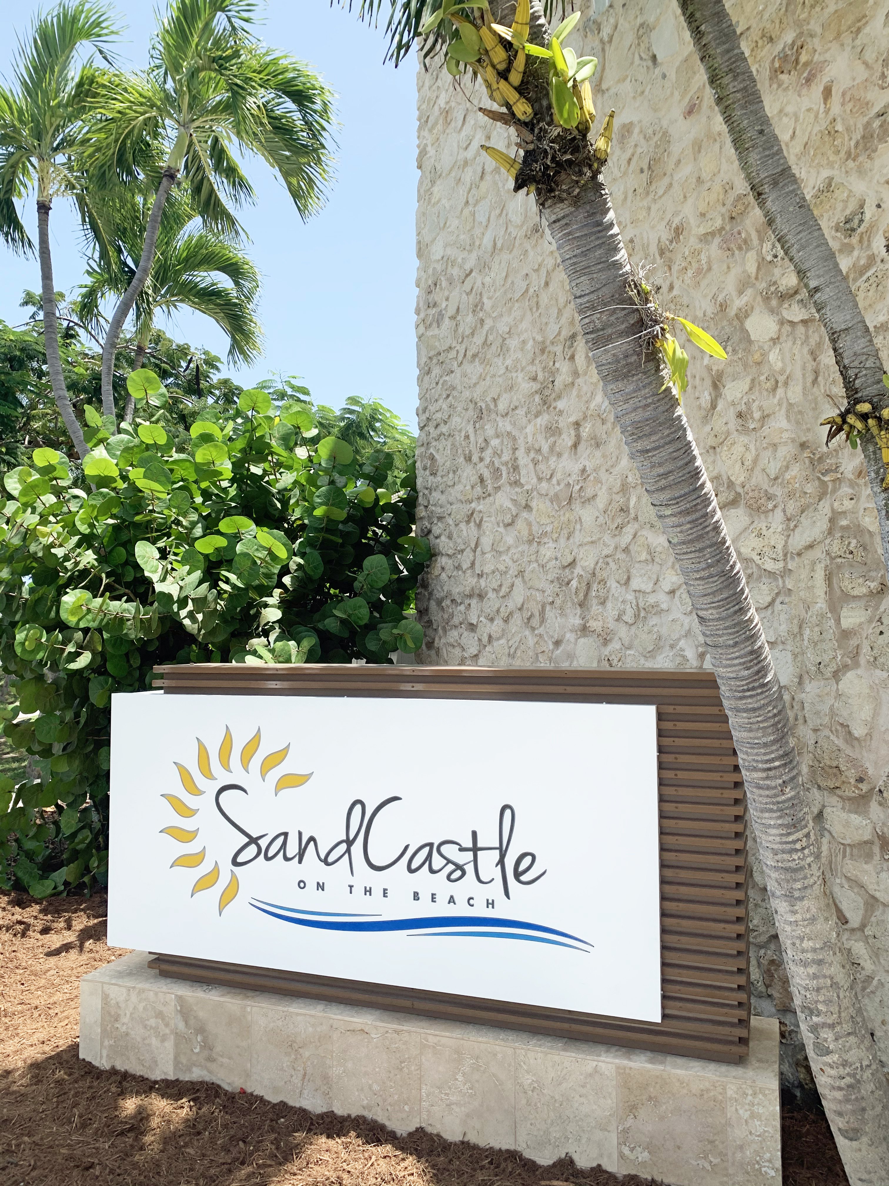 Sand Castle On The Beach - Adults Only 4/50
