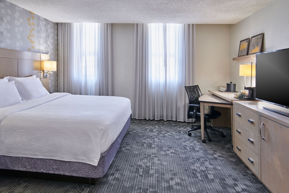 Room at Courtyard Columbus Downtown, COLUMBUS - OH