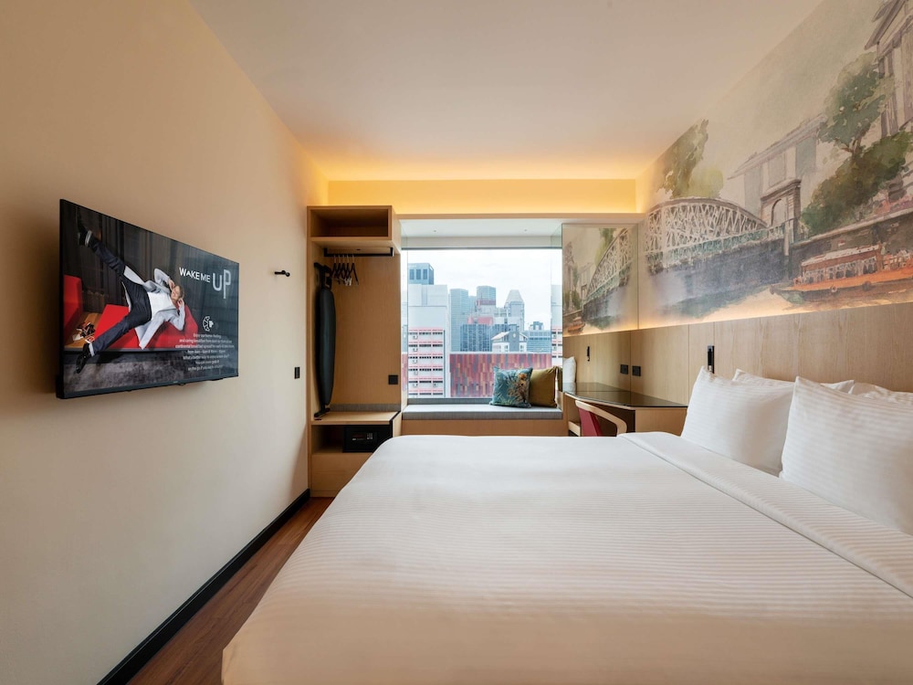 SUPERIOR, KING BED
