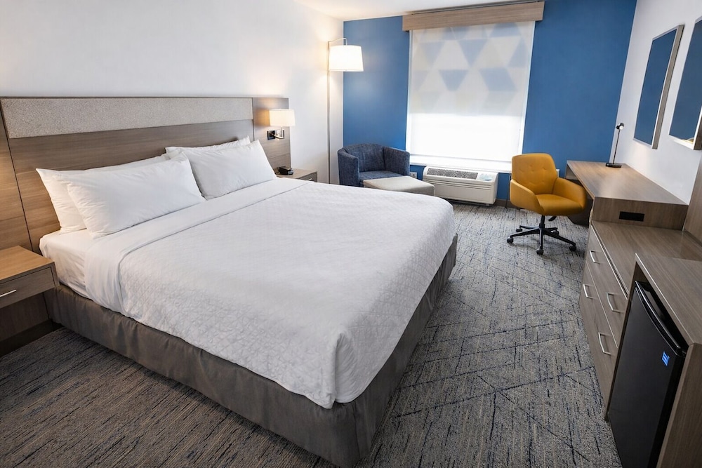 Standard, King Bed