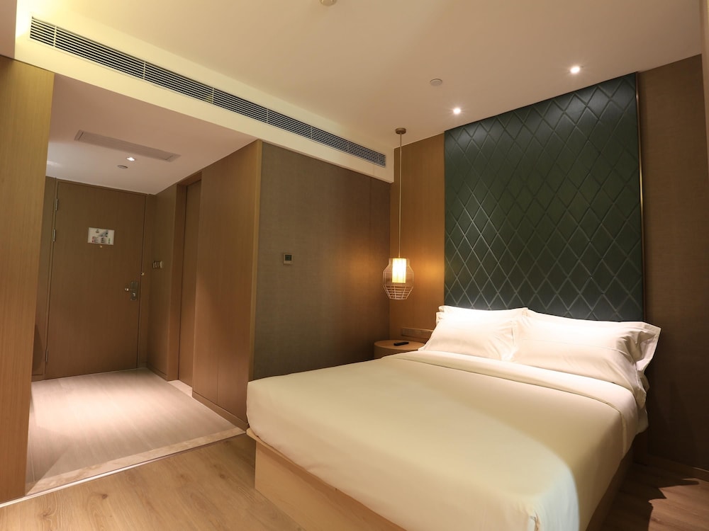 ibis Styles Xiamen Zhongshan Rd Walking Street Hotel 18/49