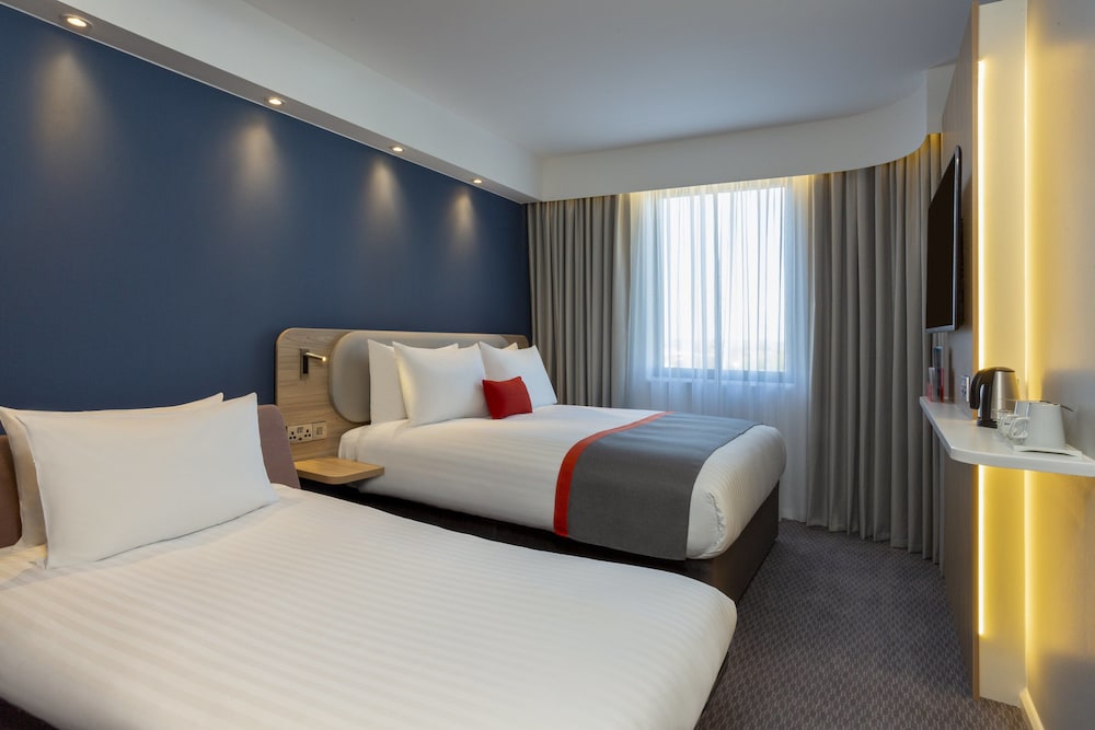 Holiday Inn Express Barrow-in-Furness 13/59