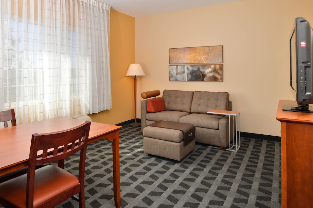 Towneplace Suites Marriott Cal Expo 29/50