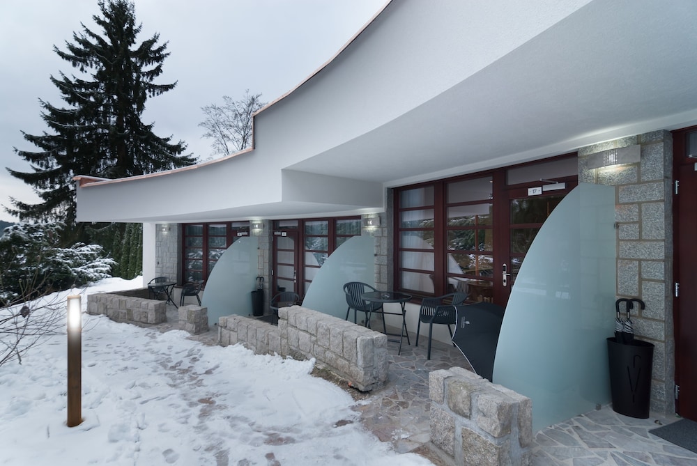 Hotel Bedriska Wellness Resort And Spa 78/80