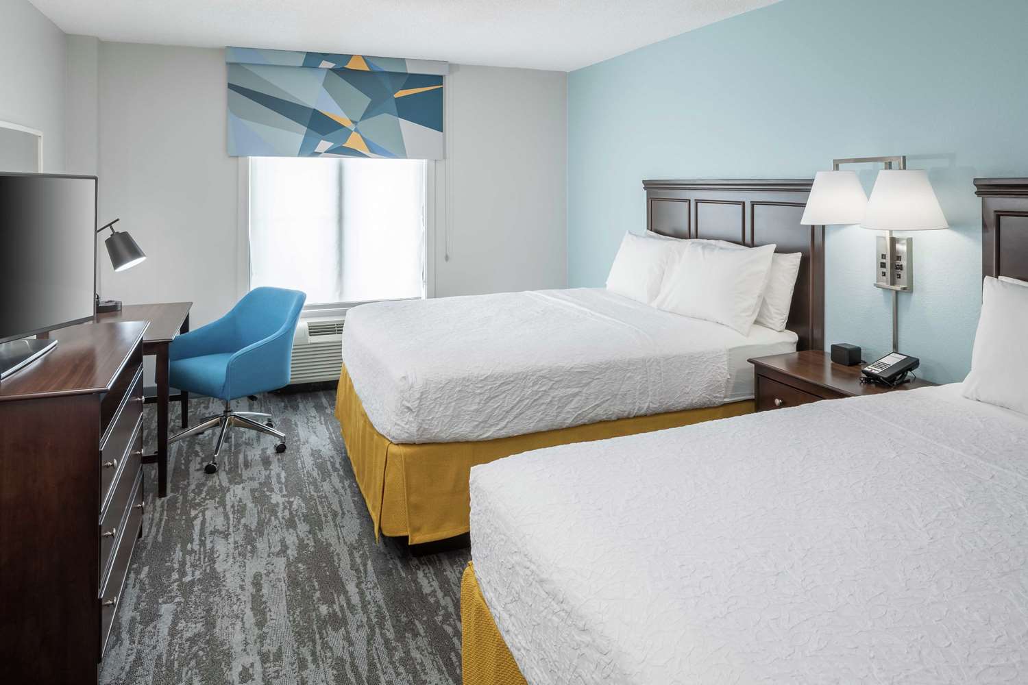Hampton Inn Suites Miami Doral Dolphin Mall 12/52