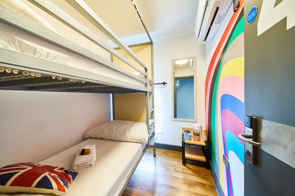St Christophers Inn Village London Bridge Hostel Ex Hostel St Christophers Village 23/74
