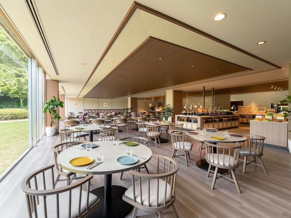 Mercure Fukuoka Munakata Resort & Spa 34/48