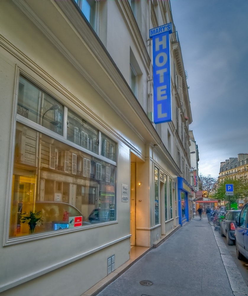 Marys Hotel Republique 56/60
