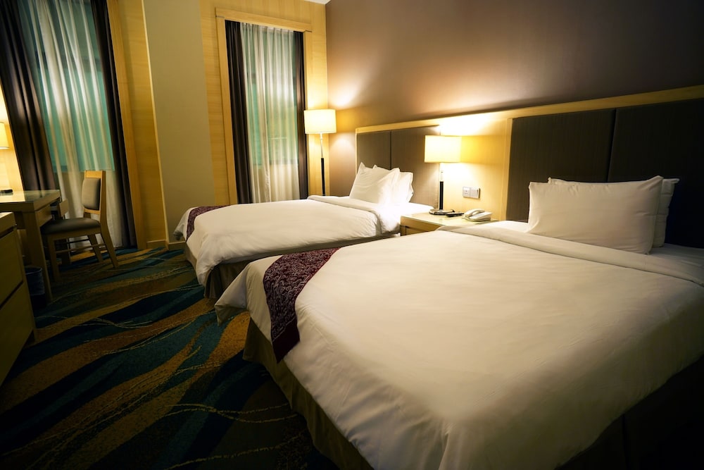 Imperial Palace Hotel 14/52