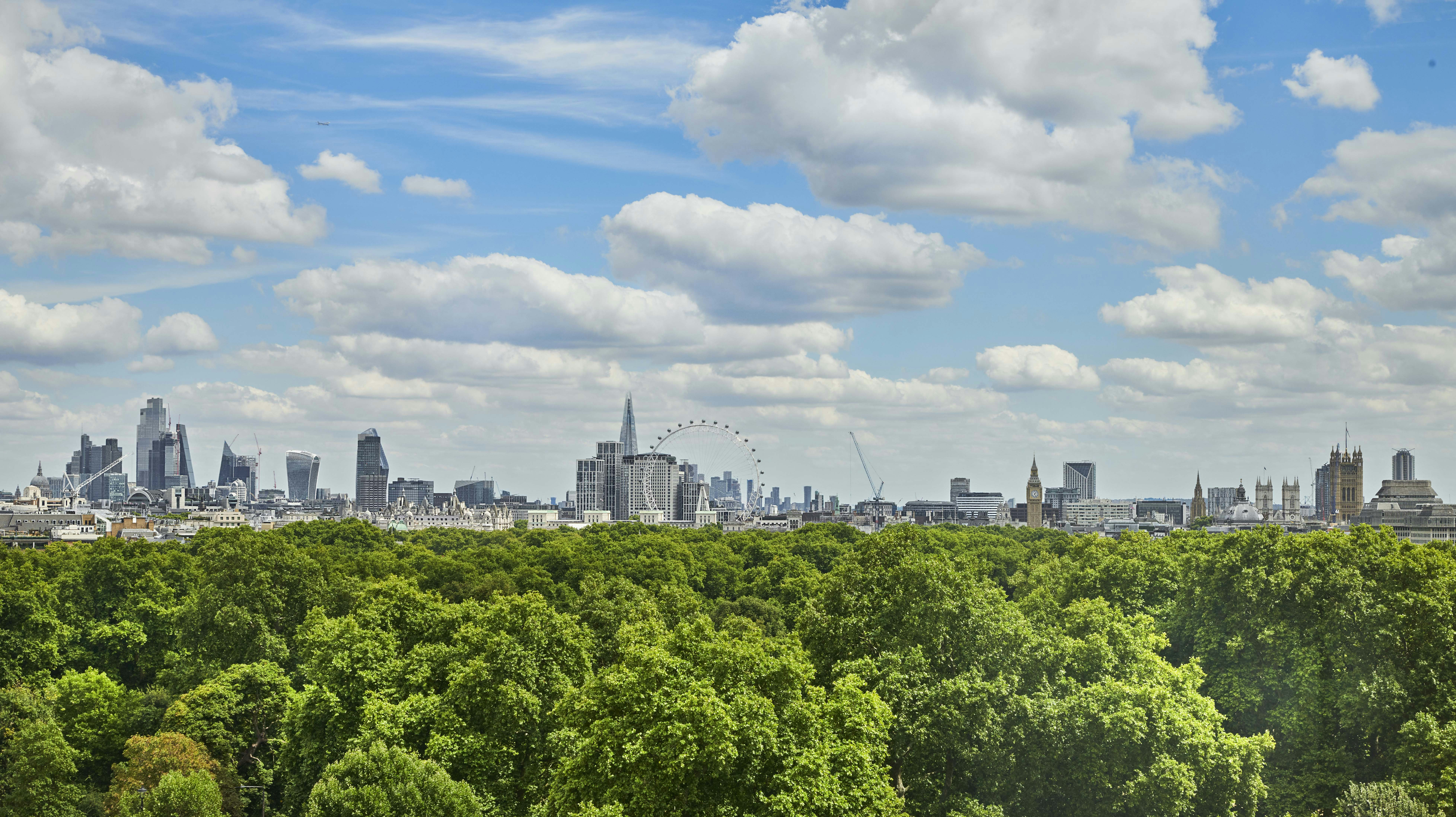 InterContinental London Park Lane by IHG 81/86