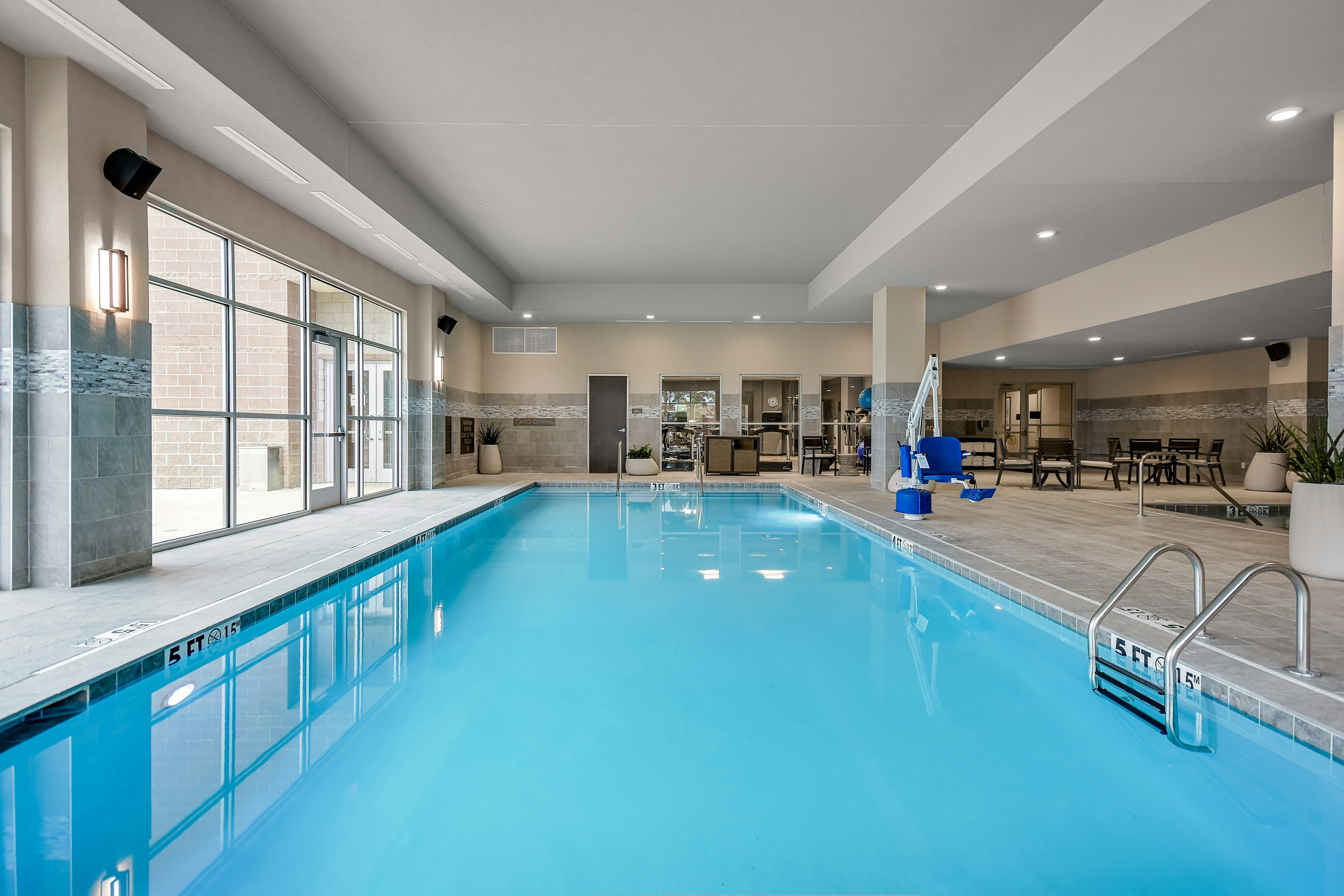 Embassy Suites by Hilton Jonesboro Red Wolf Convention Center 27/60