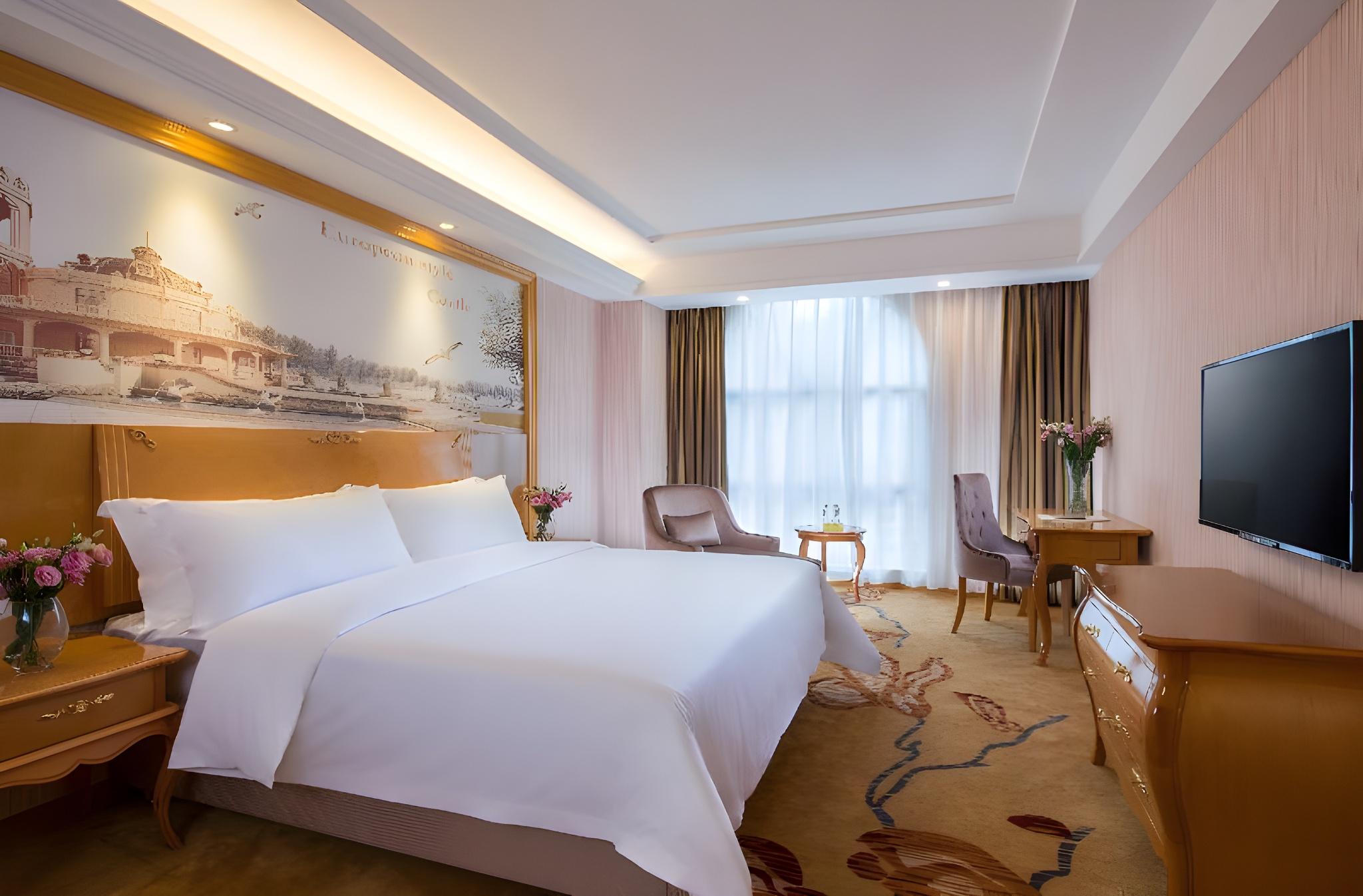 Vienna Hotel Shenzhen Dongmen Old Street 22/50
