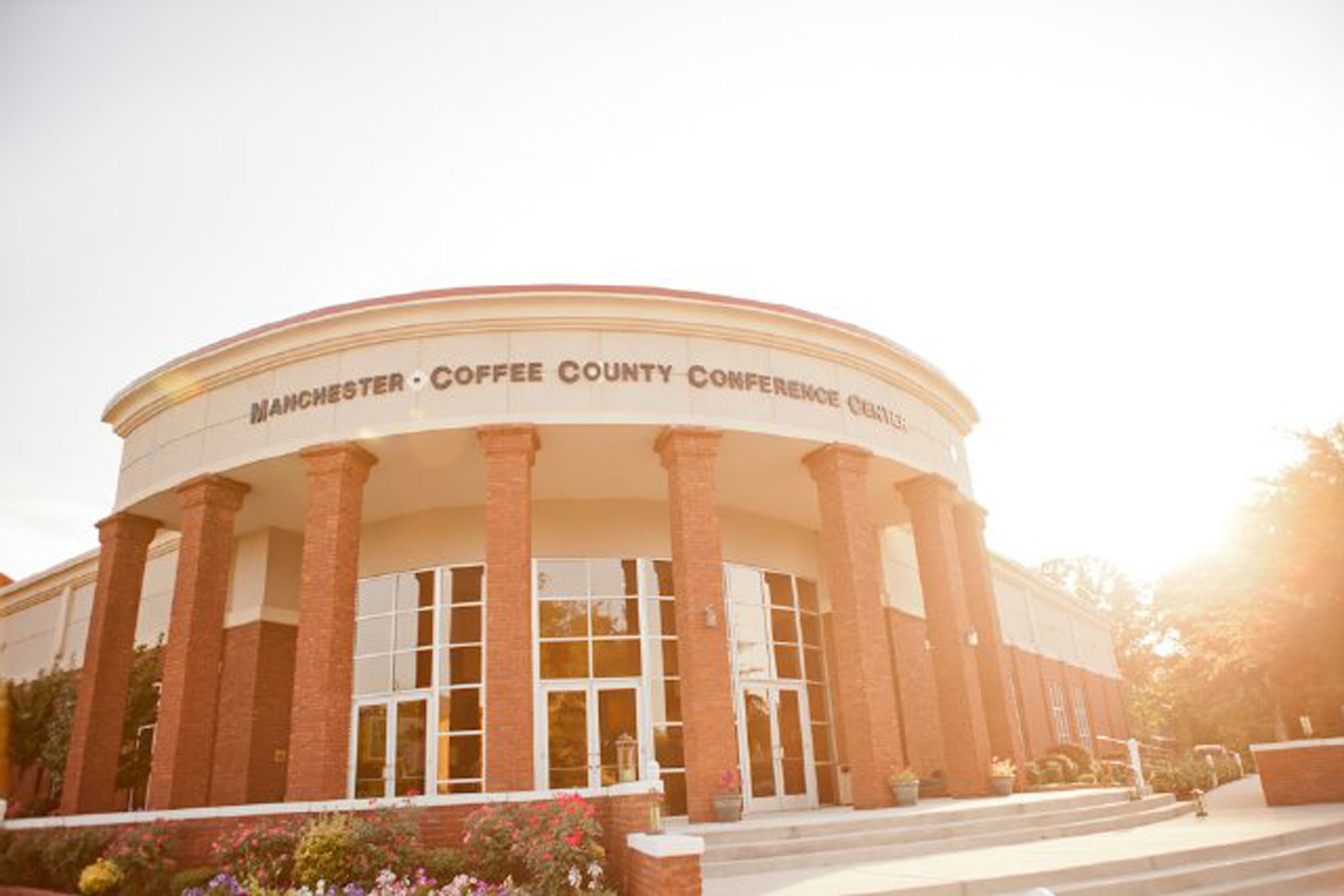 Holiday Inn Express & Suites Manchester-Conf Ctr(Tullahoma) 2/36