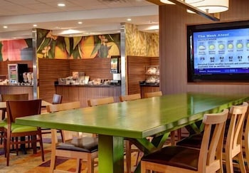 Fairfield Inn Suites Utica 40/47