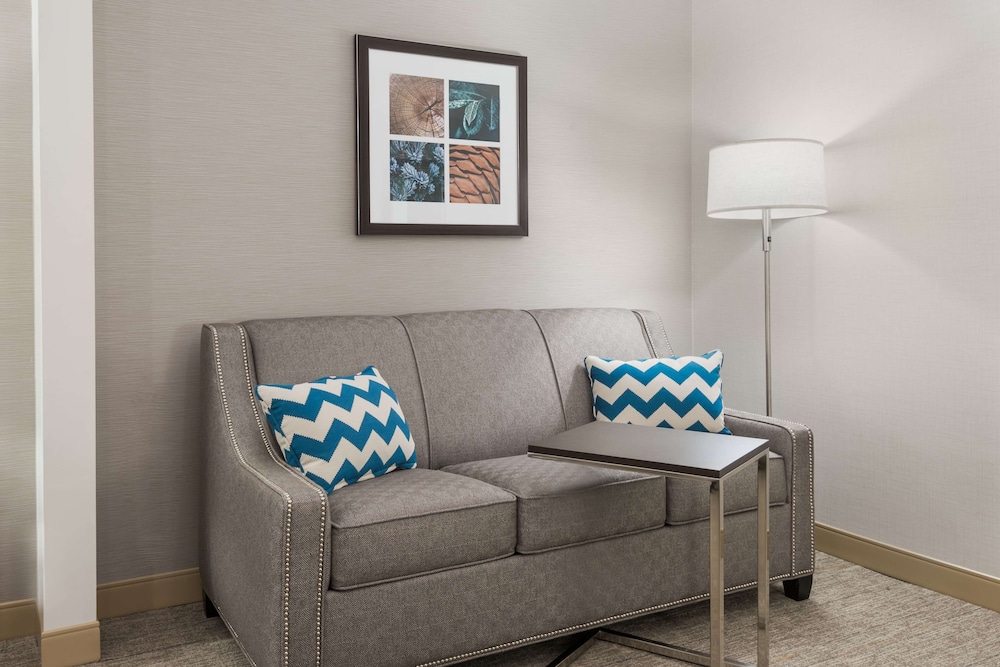 Hampton Inn Bedford Burlington 30/45