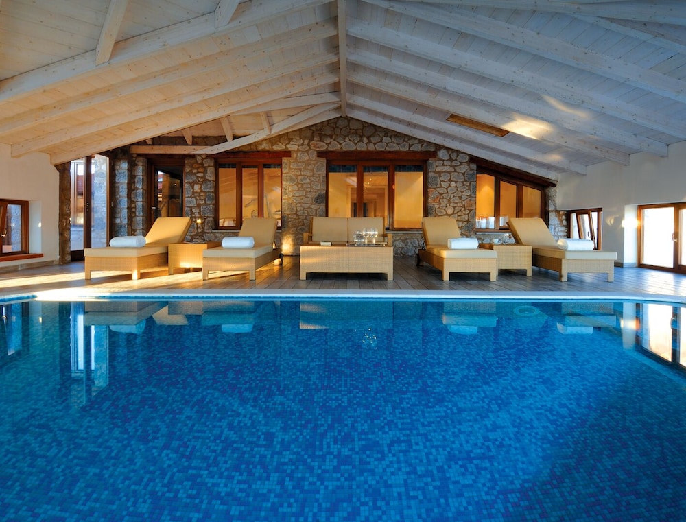 Santa Marina Arachova Resort Spa 11/21