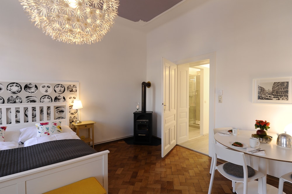2 BEDROOMS, TOP, SUPERIOR, APARTMENT, KITCHEN