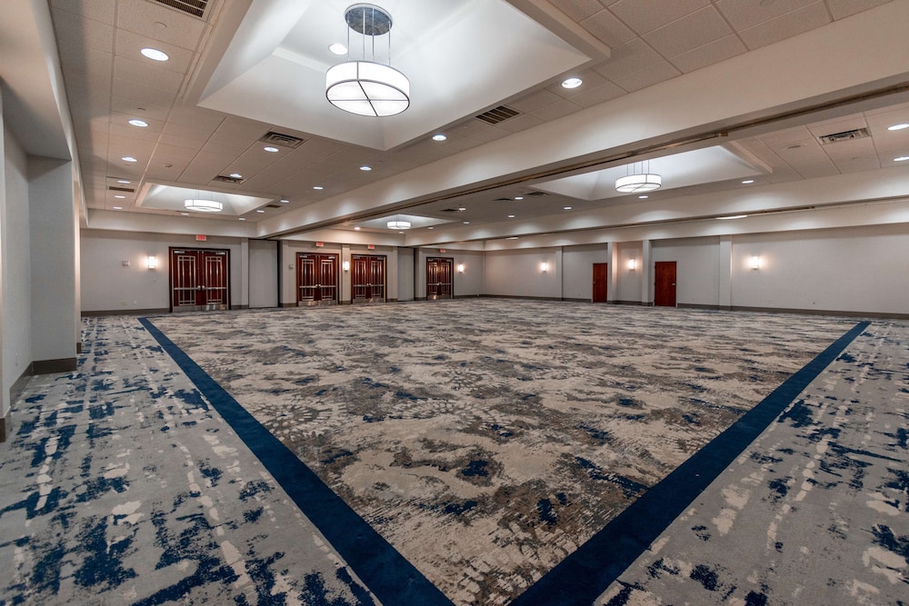 DoubleTree by Hilton Hotel New Bern Riverfront 44/52