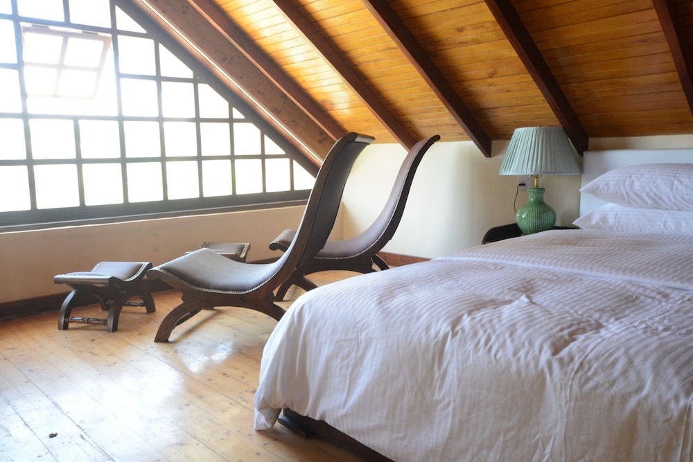 Tea Fields Villa 25/53